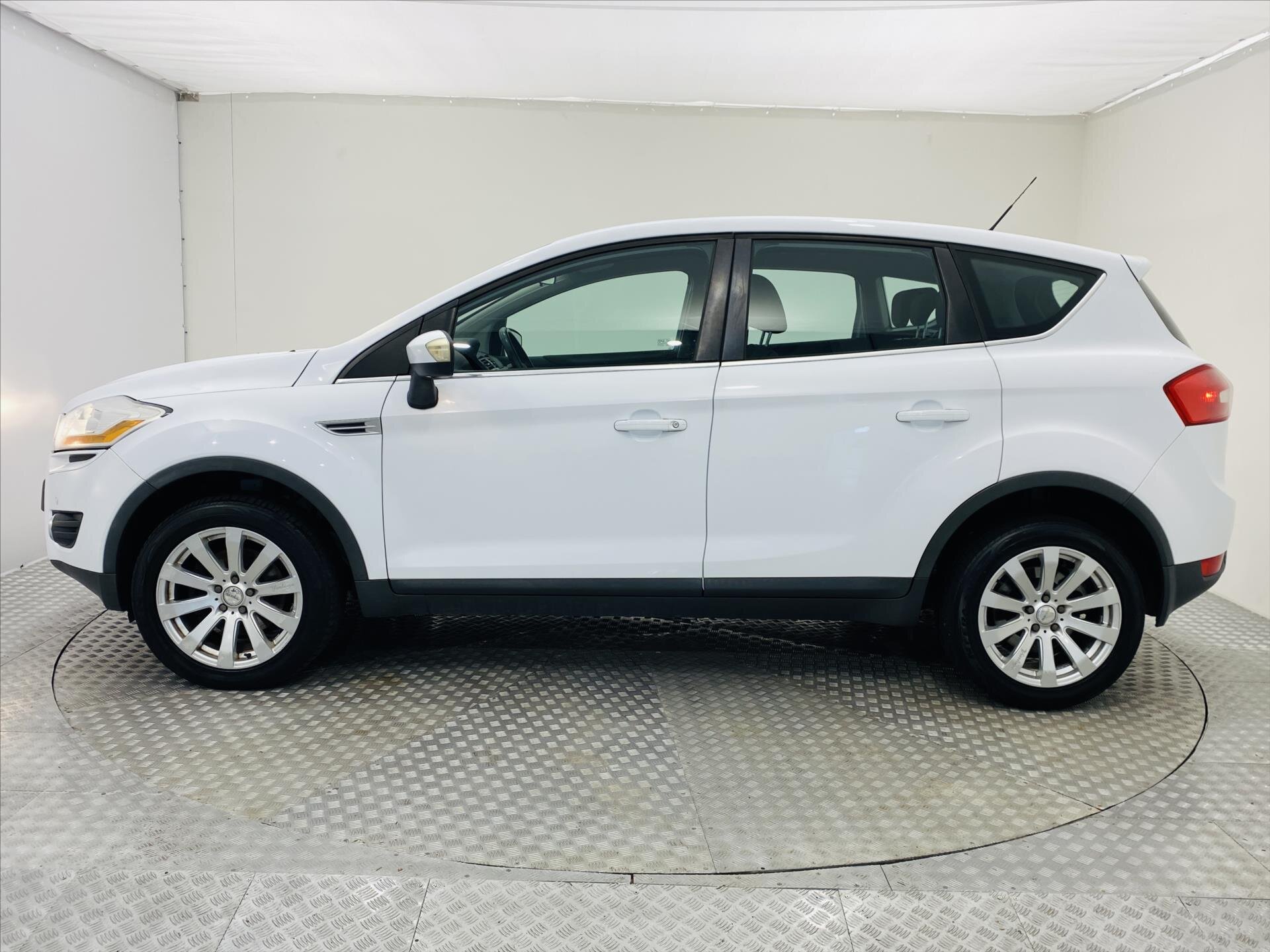 Ford Kuga SUV 2,0 l 103 kw
