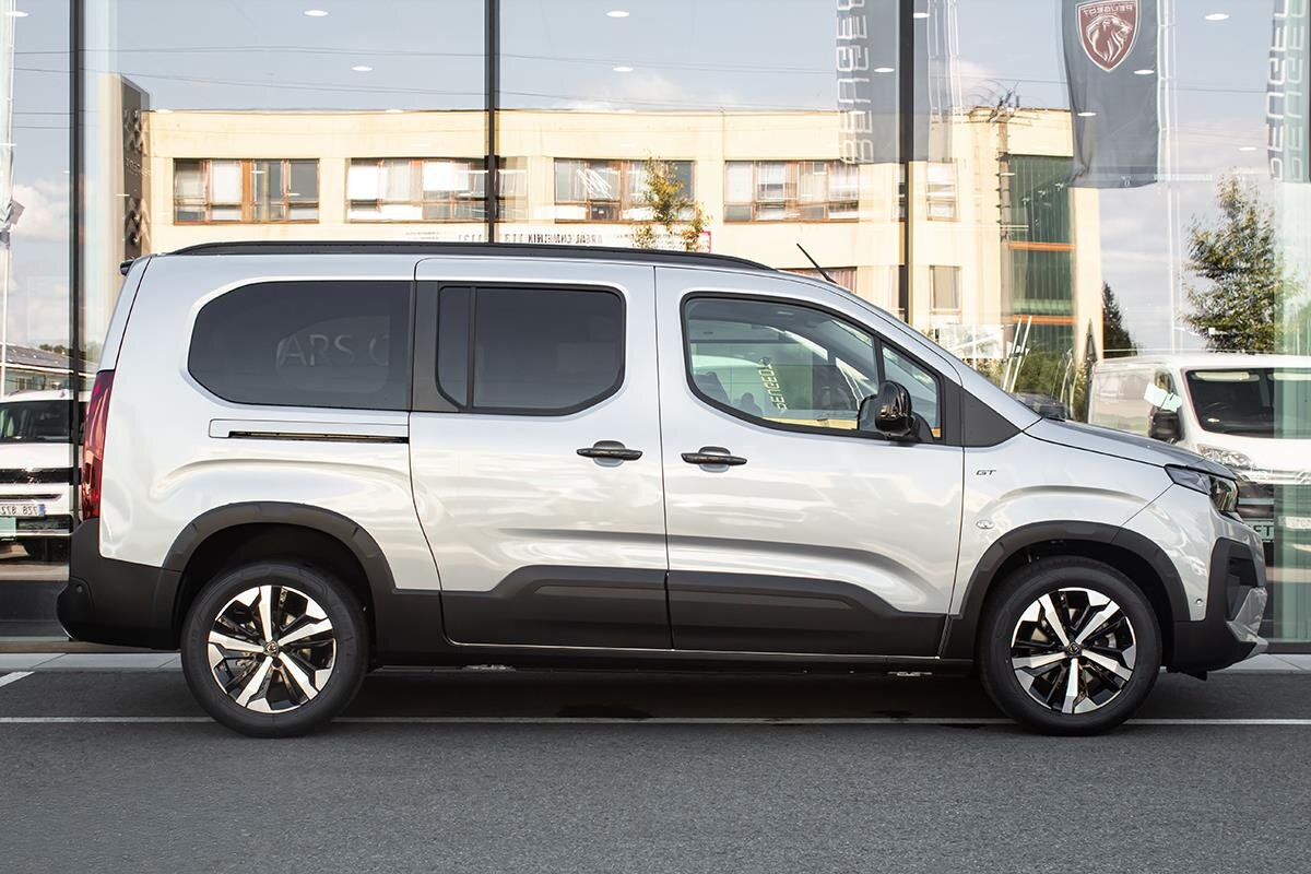 Peugeot Rifter MPV 1,5 l 96 kw