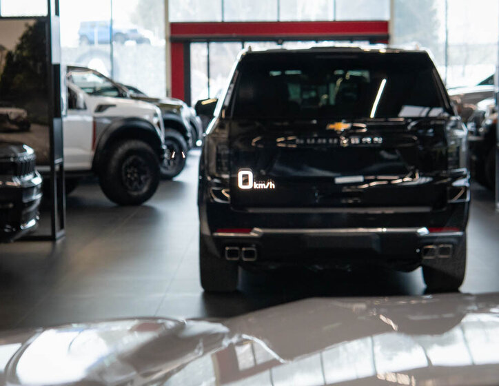 Chevrolet Suburban SUV 6,2 l 313 kw