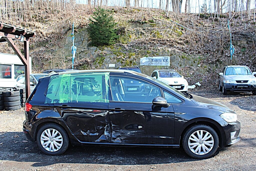 Volkswagen Golf Sportsvan Kombi 1,2 l 81 kw