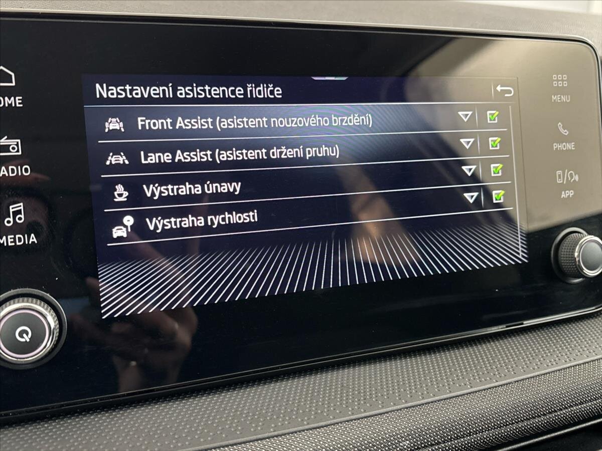 Škoda Fabia Hatchback 999,0 85 kw