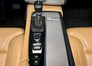 Volvo XC90 25