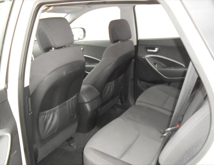 Hyundai Santa Fe 13