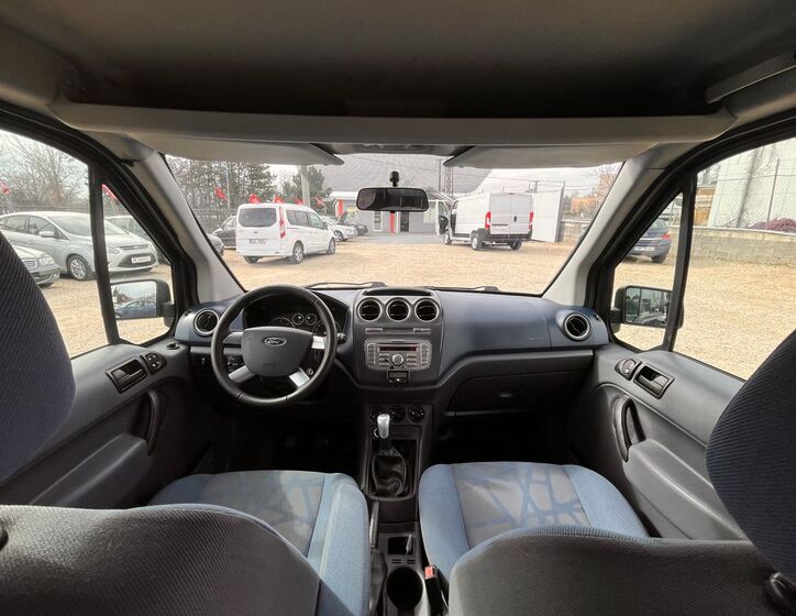 Ford Tourneo Connect 19