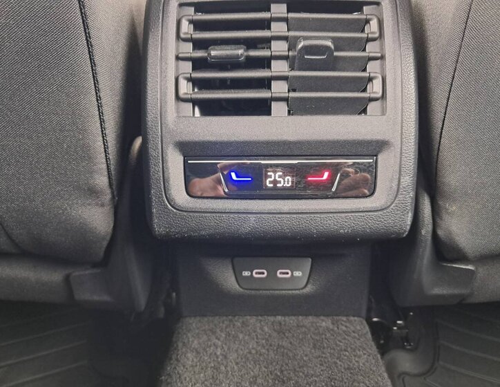 Volkswagen Golf Hatchback 999,0 81 kw