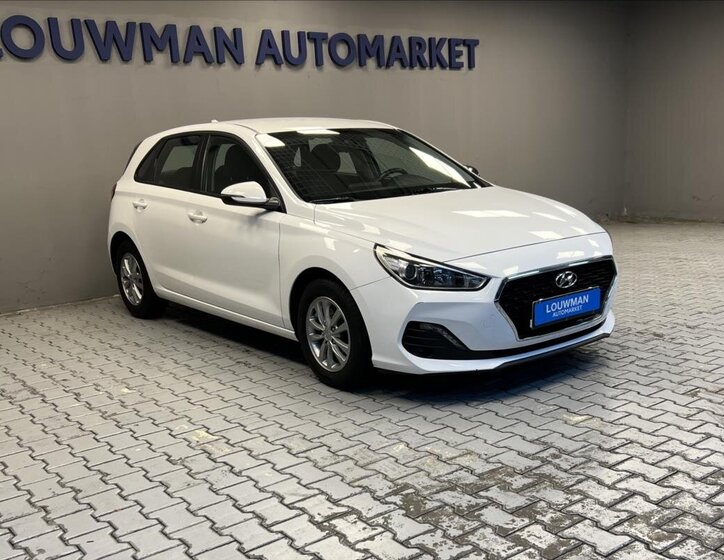 Hyundai i30 13