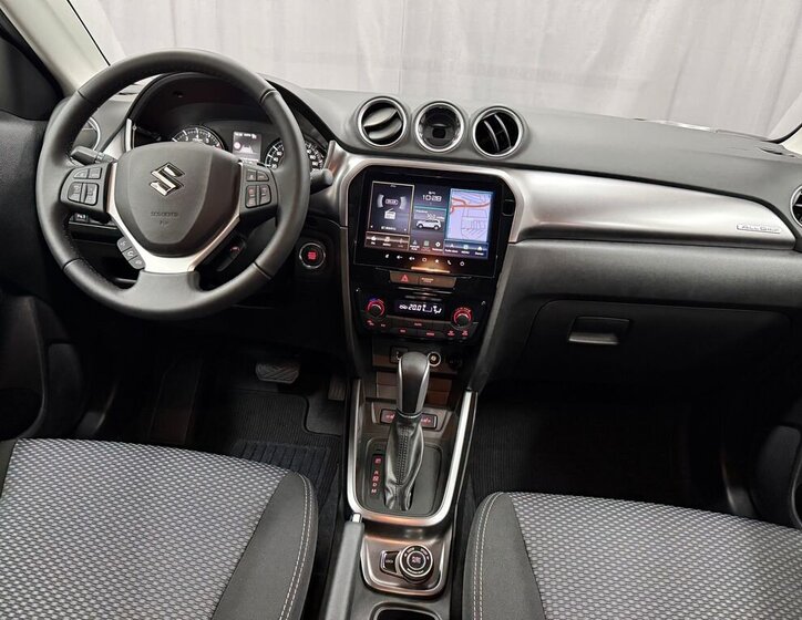 Suzuki Vitara SUV / Terénní 1,4 l 81 kw