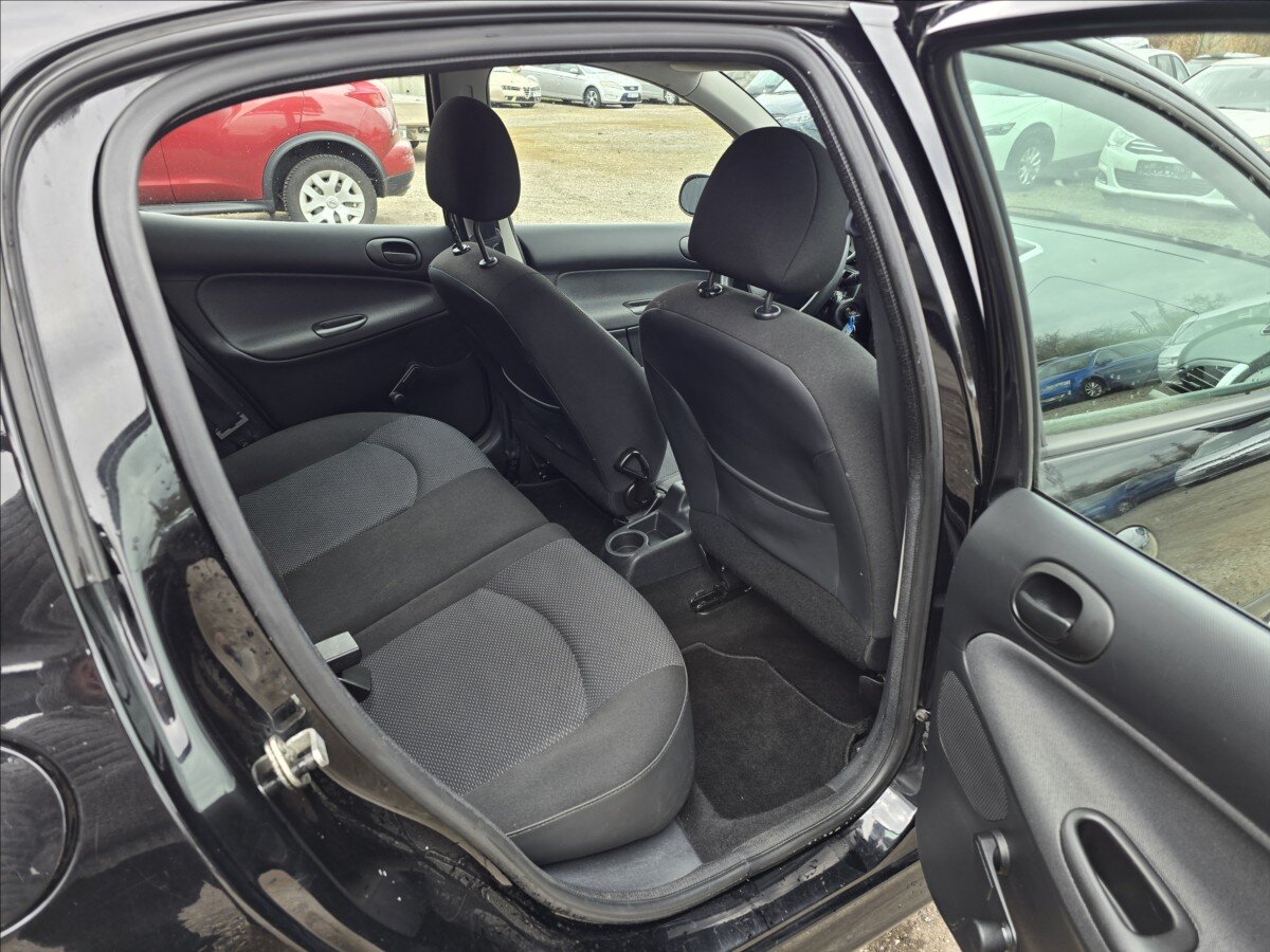 Peugeot 206 Hatchback 1,1 l 44 kw