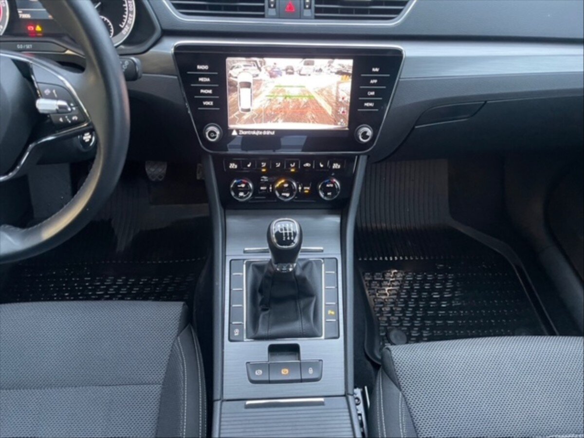 Škoda Superb Kombi 2,0 l 110 kw