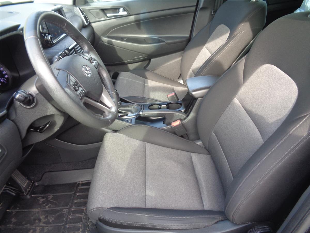 Hyundai Tucson SUV / Terénní 1,6 l 100 kw