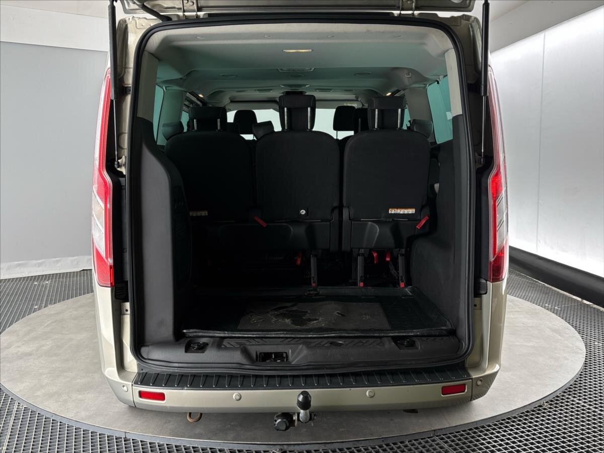 Ford Tourneo Custom Kombi 2,0 l 125 kw