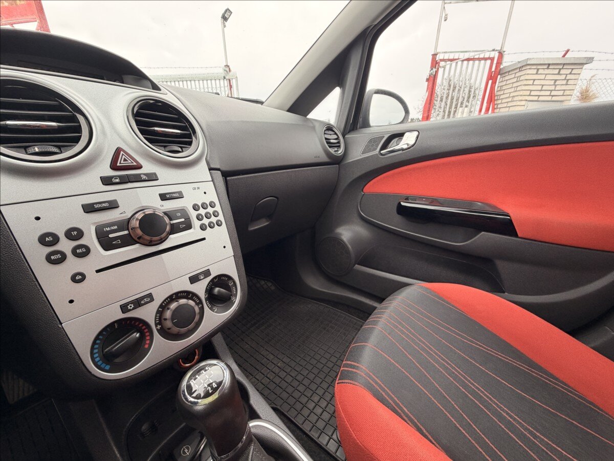 Opel Corsa Hatchback 1,4 l 66 kw