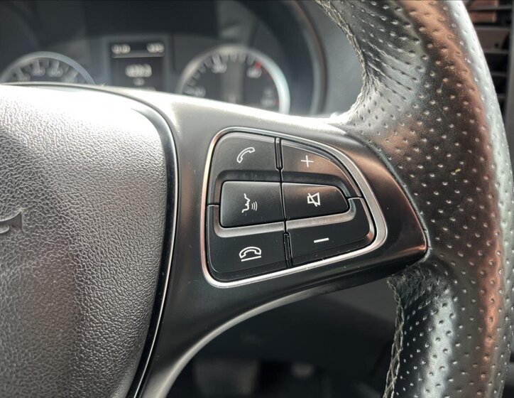 Mercedes-Benz Vito MPV 2,1 l 140 kw