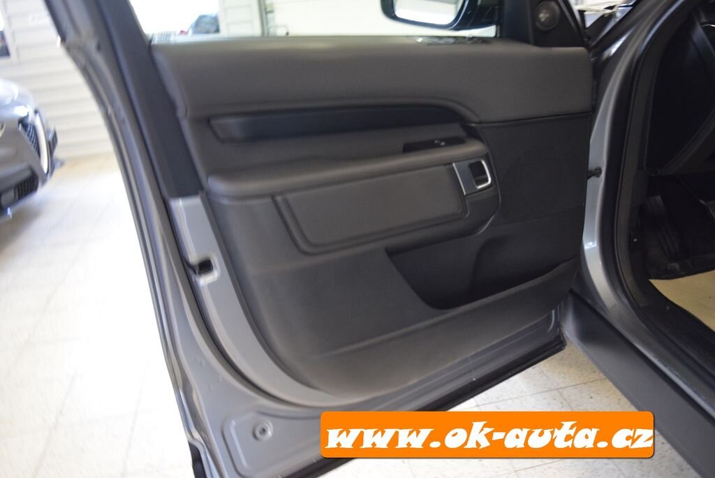 Land Rover Discovery SUV / Terénní 0,0 177 kw