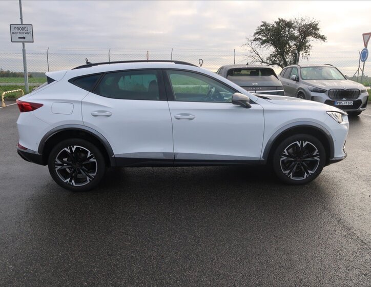 Cupra Formentor SUV / Terénní 2,0 l 140 kw