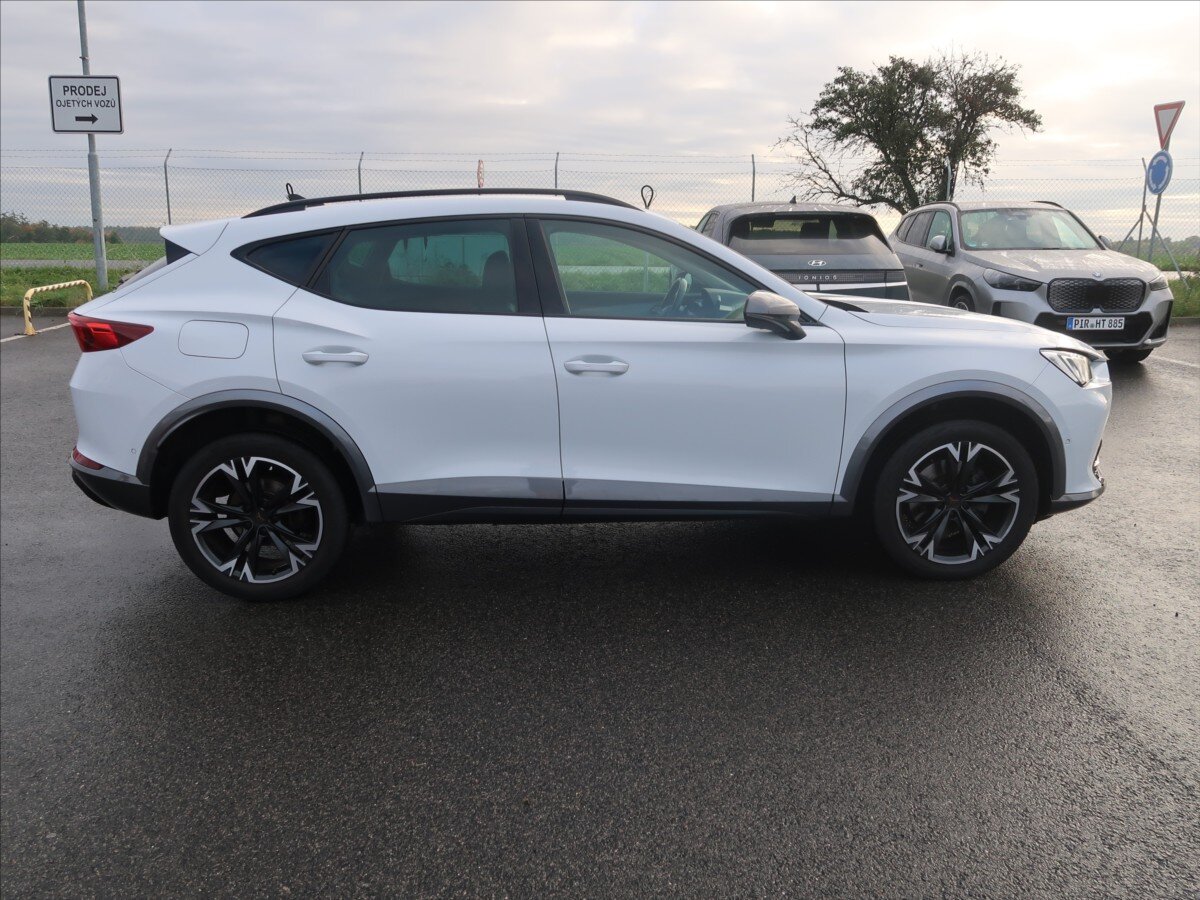 Cupra Formentor SUV / Terénní 2,0 l 140 kw