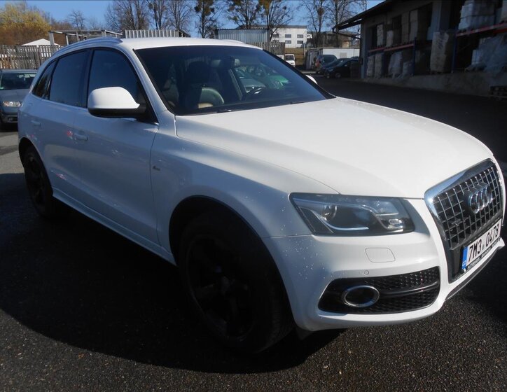 Audi Q5 SUV / Terénní 2,0 l 125 kw