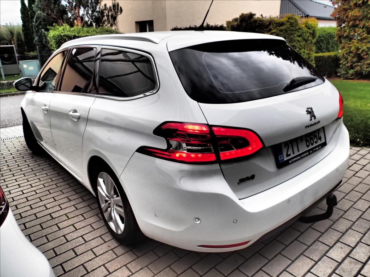Peugeot 308 Kombi 1,5 l 96 kw