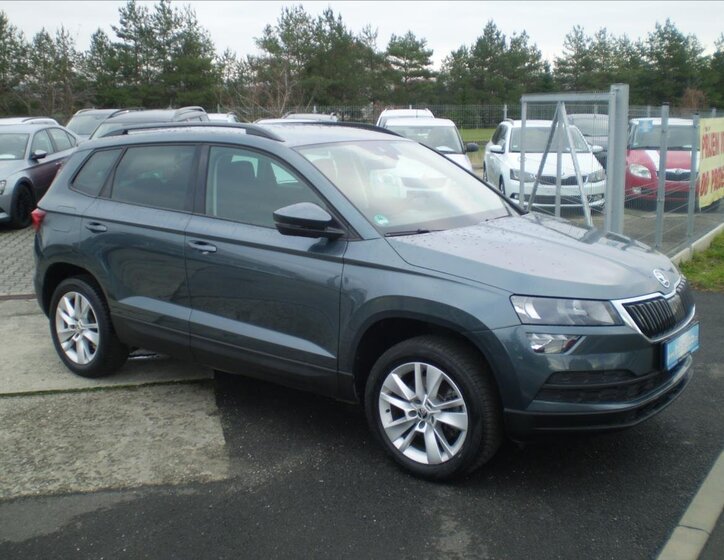 Škoda Karoq 3