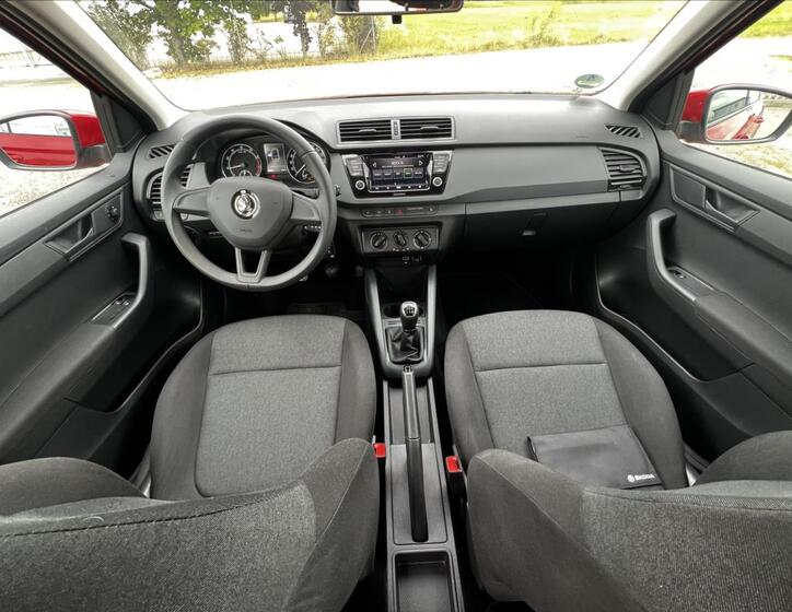 Škoda Fabia 19