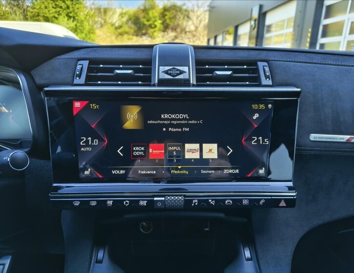 DS Automobiles DS7 Crossback SUV / Terénní 2,0 l 130 kw