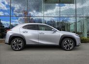 Lexus UX 250h 6