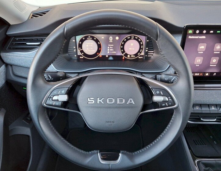 Škoda Octavia Sedan / Limuzína 1,5 l 110 kw