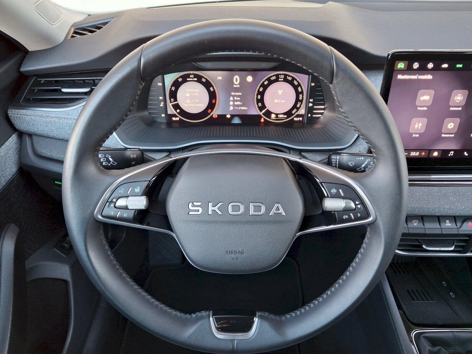 Škoda Octavia Sedan / Limuzína 1,5 l 110 kw