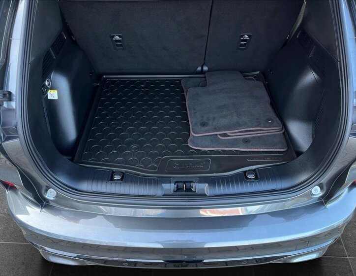 Ford Kuga SUV / Terénní 2,5 l 134 kw