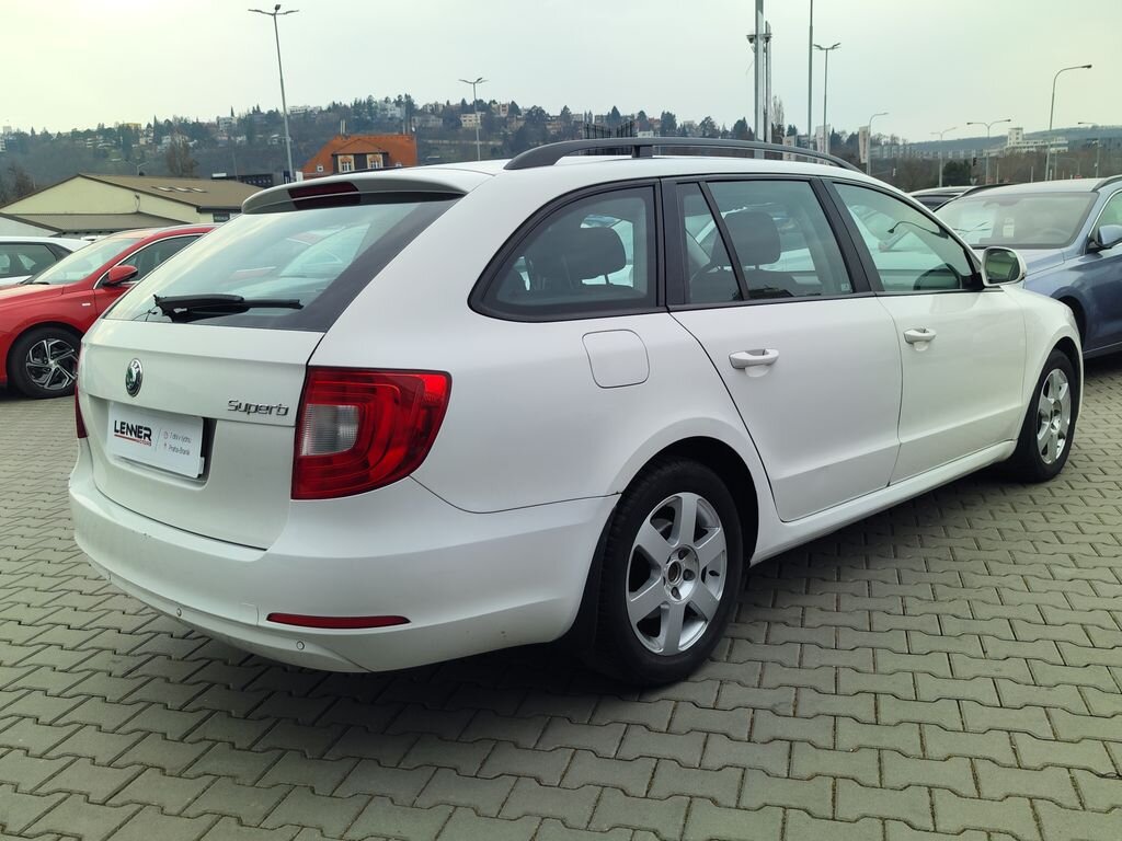 Škoda Superb Kombi 1,8 l 118 kw