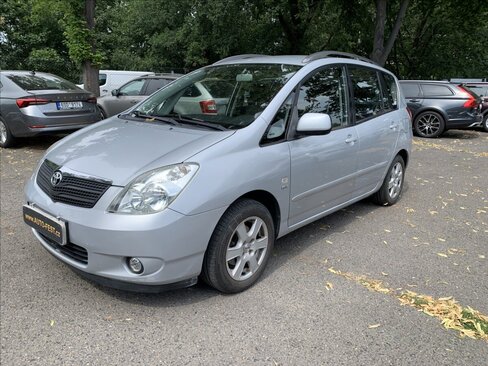 Toyota Corolla Verso Kombi 1,8 l 99 kw