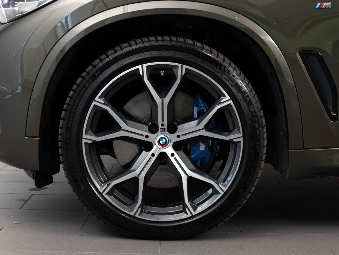 BMW X5 SUV / Terénní 3,0 l 210 kw