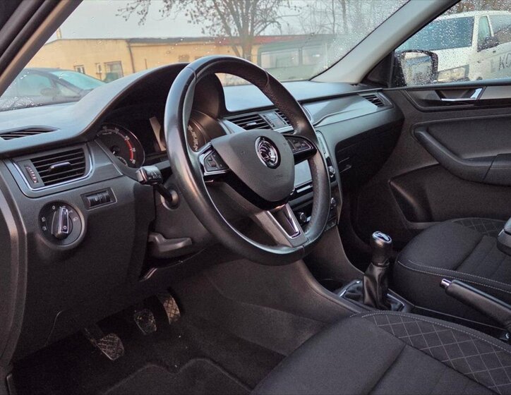 Škoda Rapid Hatchback 999,0 81 kw