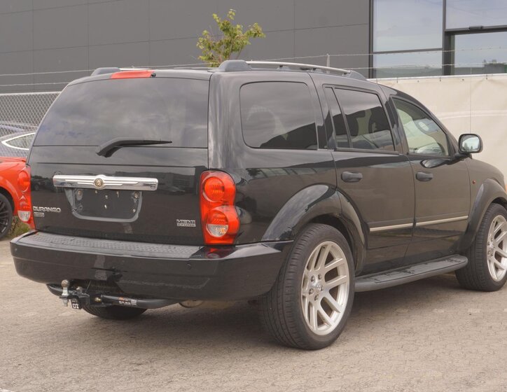 Dodge Durango 4