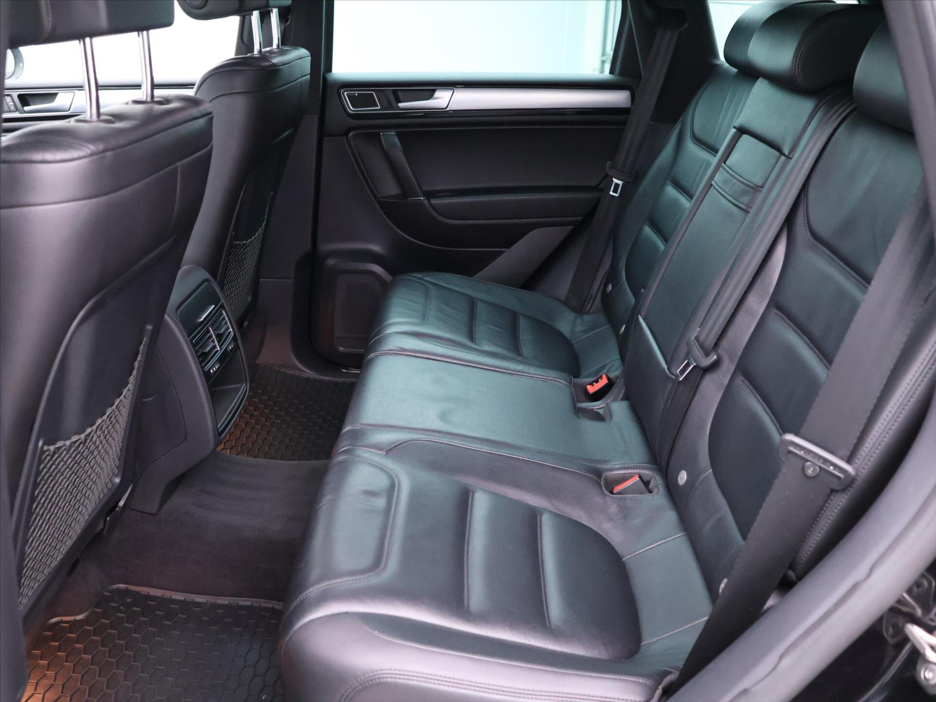 Volkswagen Touareg SUV / Terénní 3,0 l 193 kw