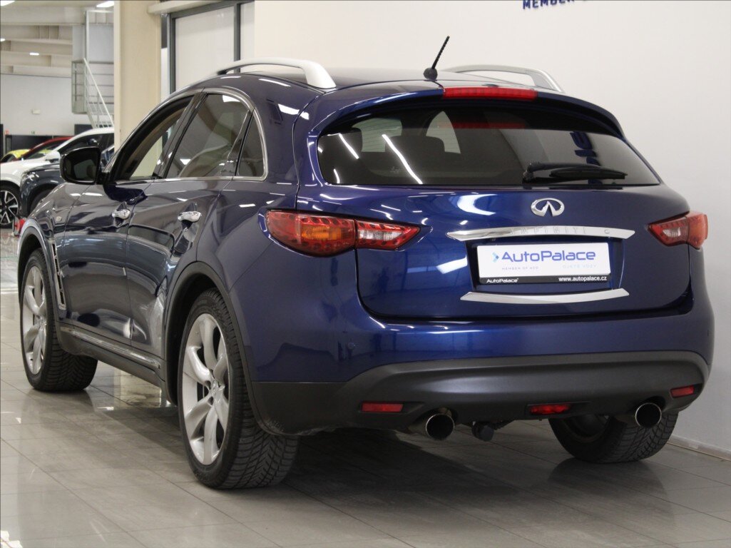 Infiniti QX70 SUV / Terénní 3,0 l 175 kw