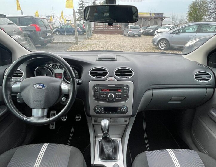 Ford Focus Kombi 1,6 l 74 kw