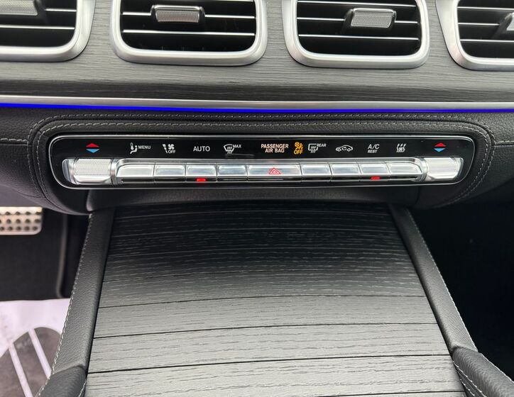 Mercedes-Benz GLE 17