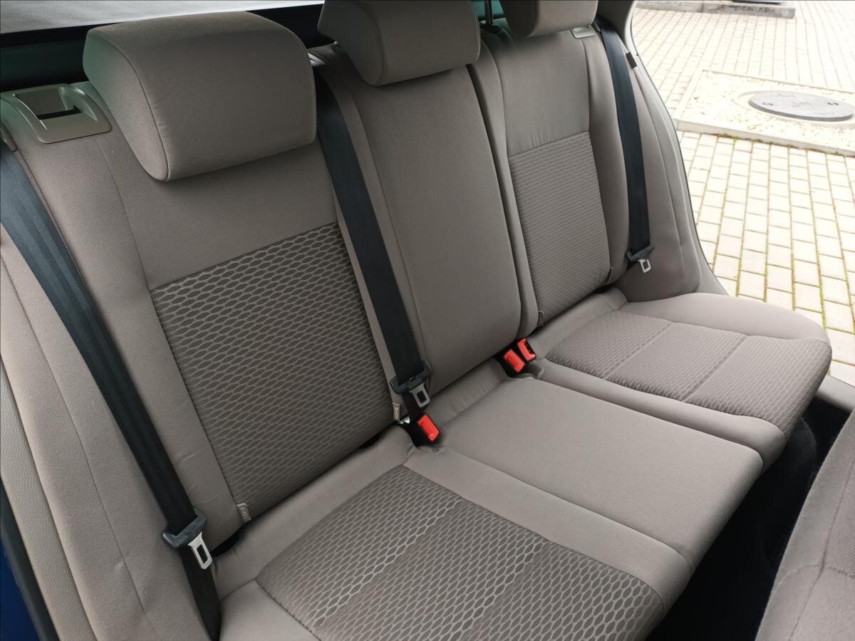 Volkswagen Golf Kombi 1,2 l 63 kw