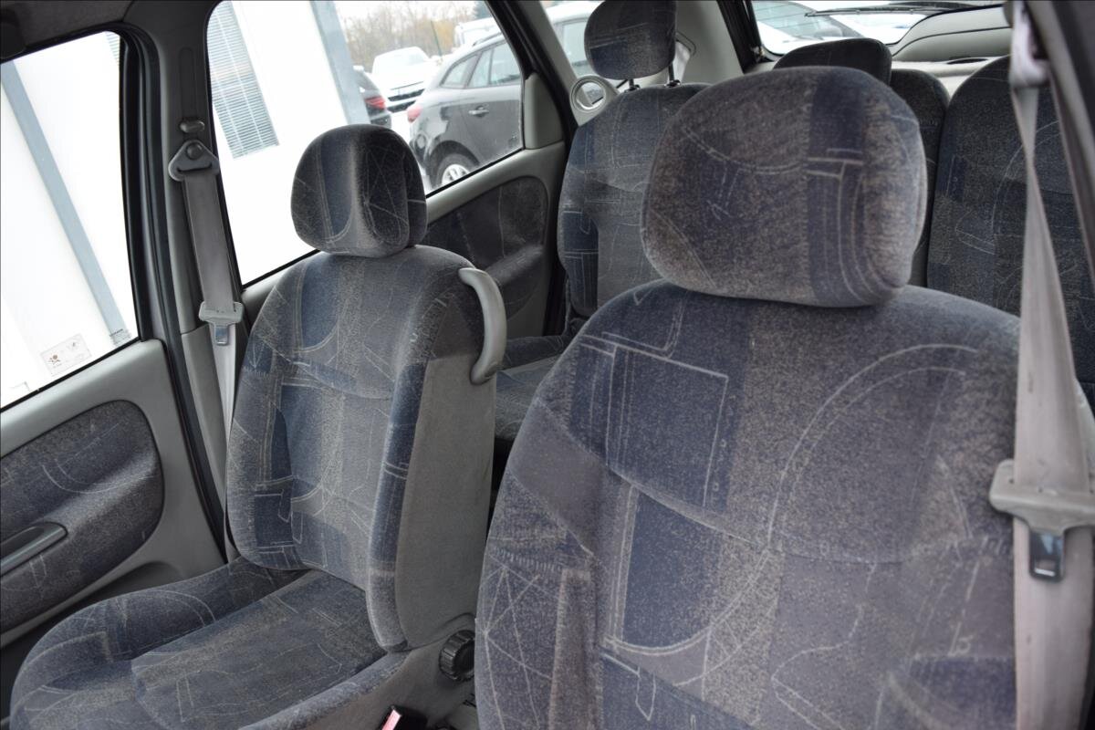 Renault Scénic Kombi 1,9 l 72 kw