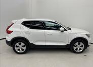Volvo XC40 3
