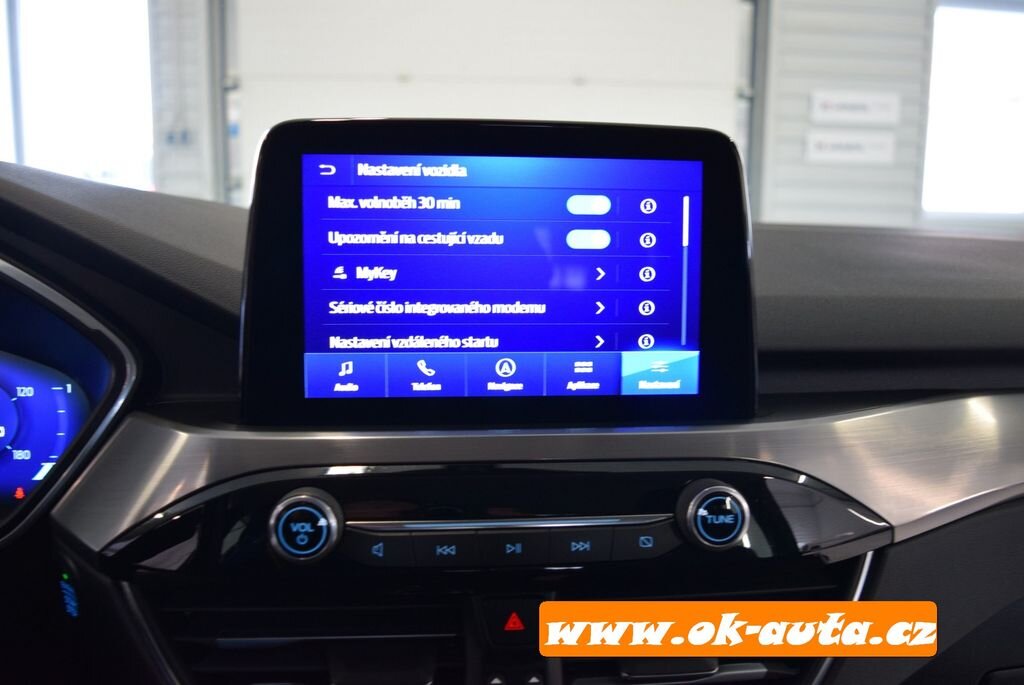 Ford Kuga SUV / Terénní 2,5 l 112 kw