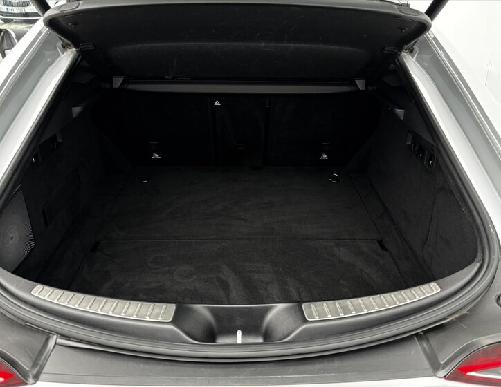 Mercedes-Benz AMG GT Kupé 3,0 l 320 kw