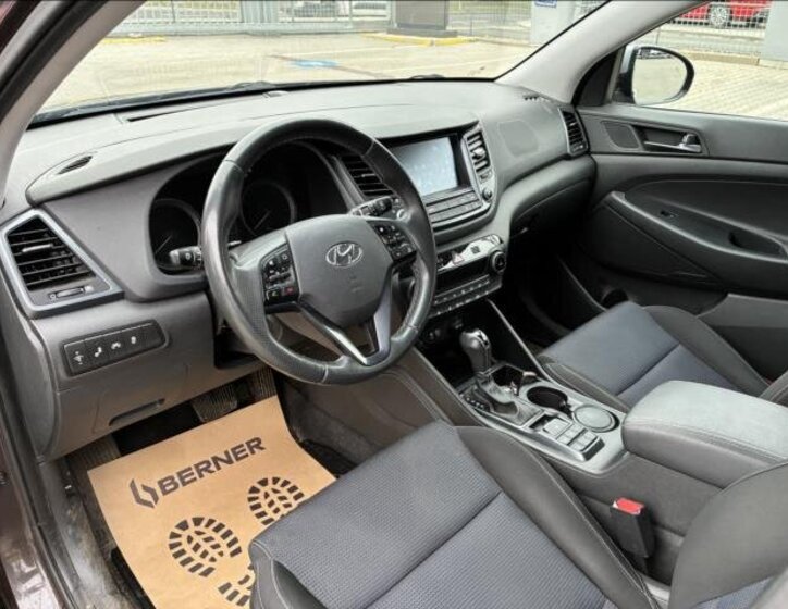 Hyundai Tucson 9