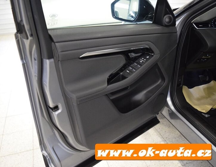 Land Rover Range Rover Evoque SUV / Terénní 0,0 110 kw