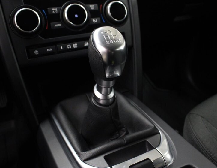 Land Rover Discovery Sport 27