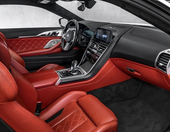 BMW M8 Kupé 4,4 l 447 kw