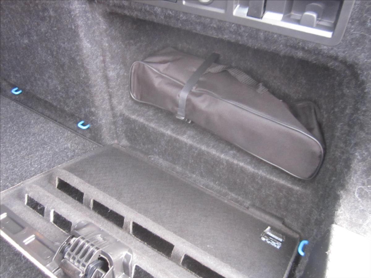 Škoda Superb Liftback 2,0 l 200 kw