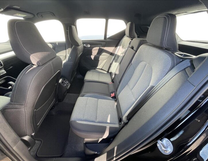 Volvo XC40 SUV 2,0 l 145 kw