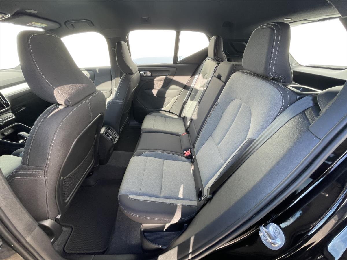 Volvo XC40 SUV 2,0 l 145 kw